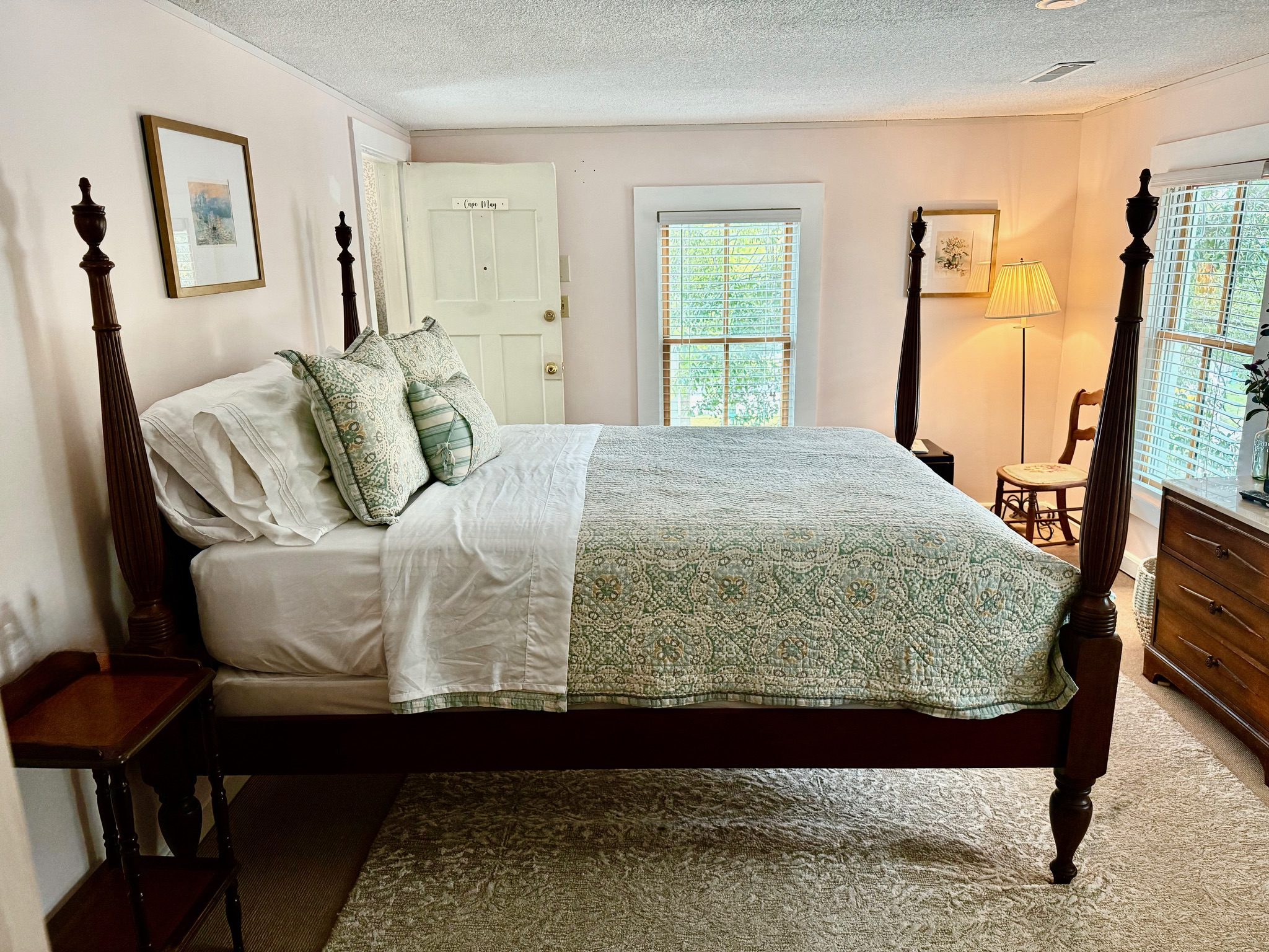 Cape May Room with Queen 4 Post Bed